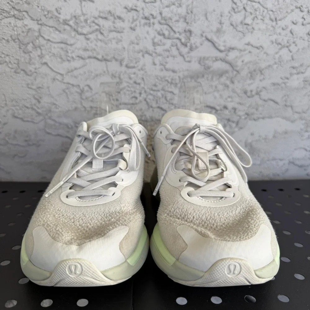 Lululemon Chargefeel Low 2 Workout Shoes Womens 9 US 41 EU Green Sneakers Active